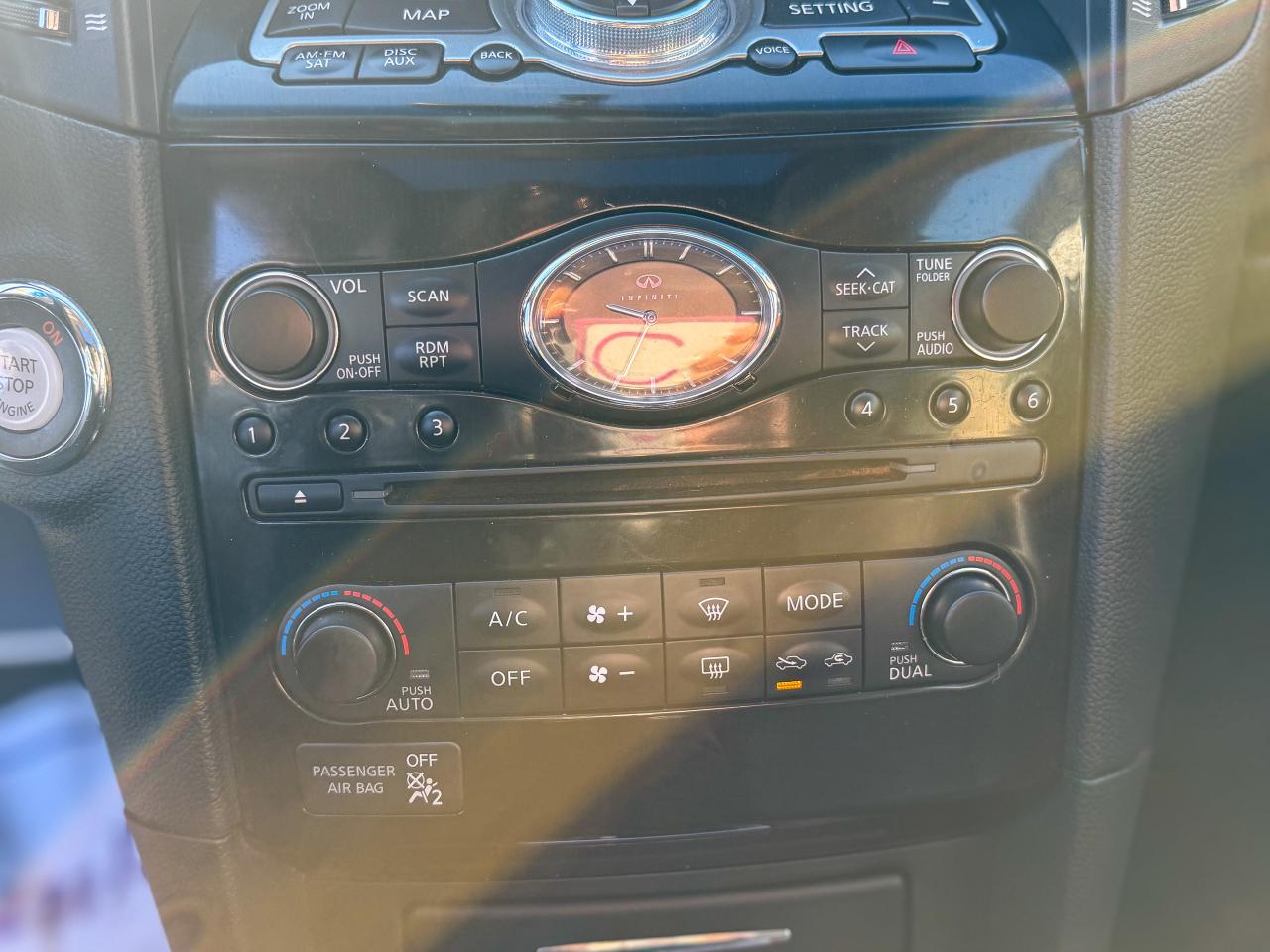 2016 Infiniti QX70 SPORT-AWD/NAVI/LOW KM/360 CAMERA/3.7L/PUSH START Photo