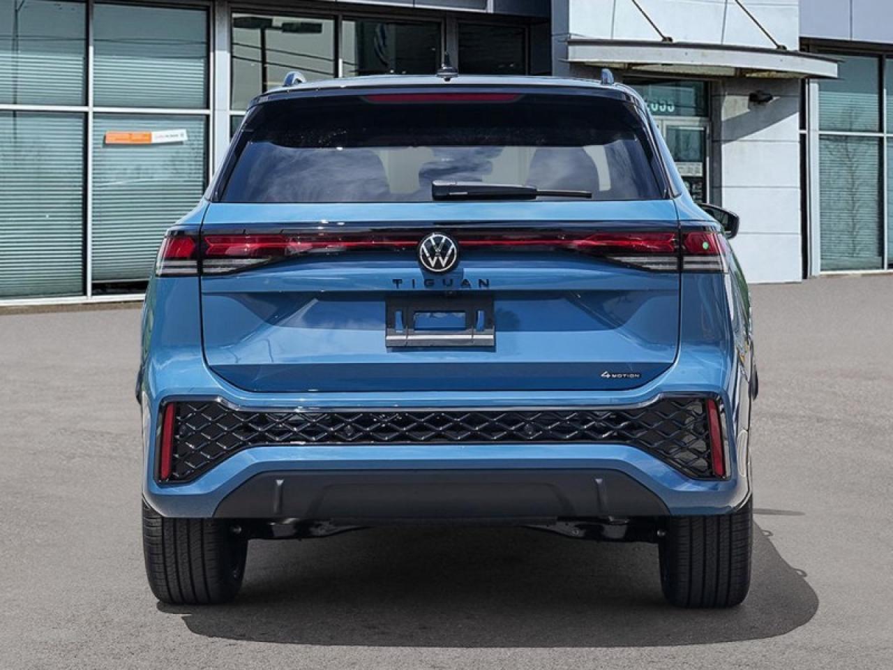 2026 Volkswagen Tiguan Comfortline R-Line Black Edition Photo