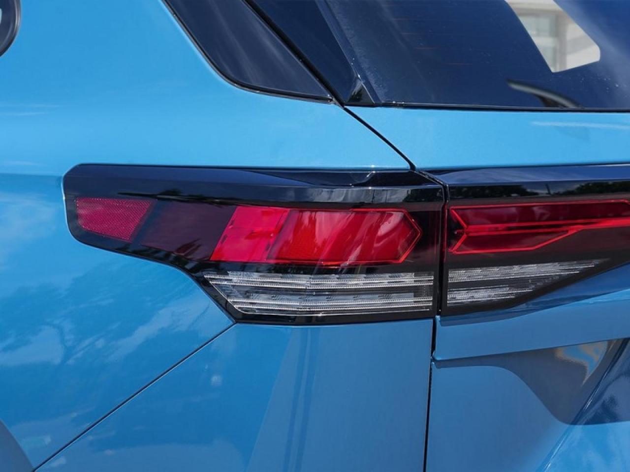 2026 Volkswagen Tiguan Comfortline R-Line Black Edition Photo