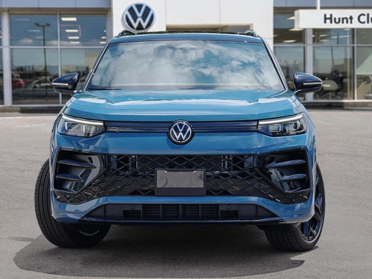 2026 Volkswagen Tiguan Comfortline R-Line Black Edition Photo