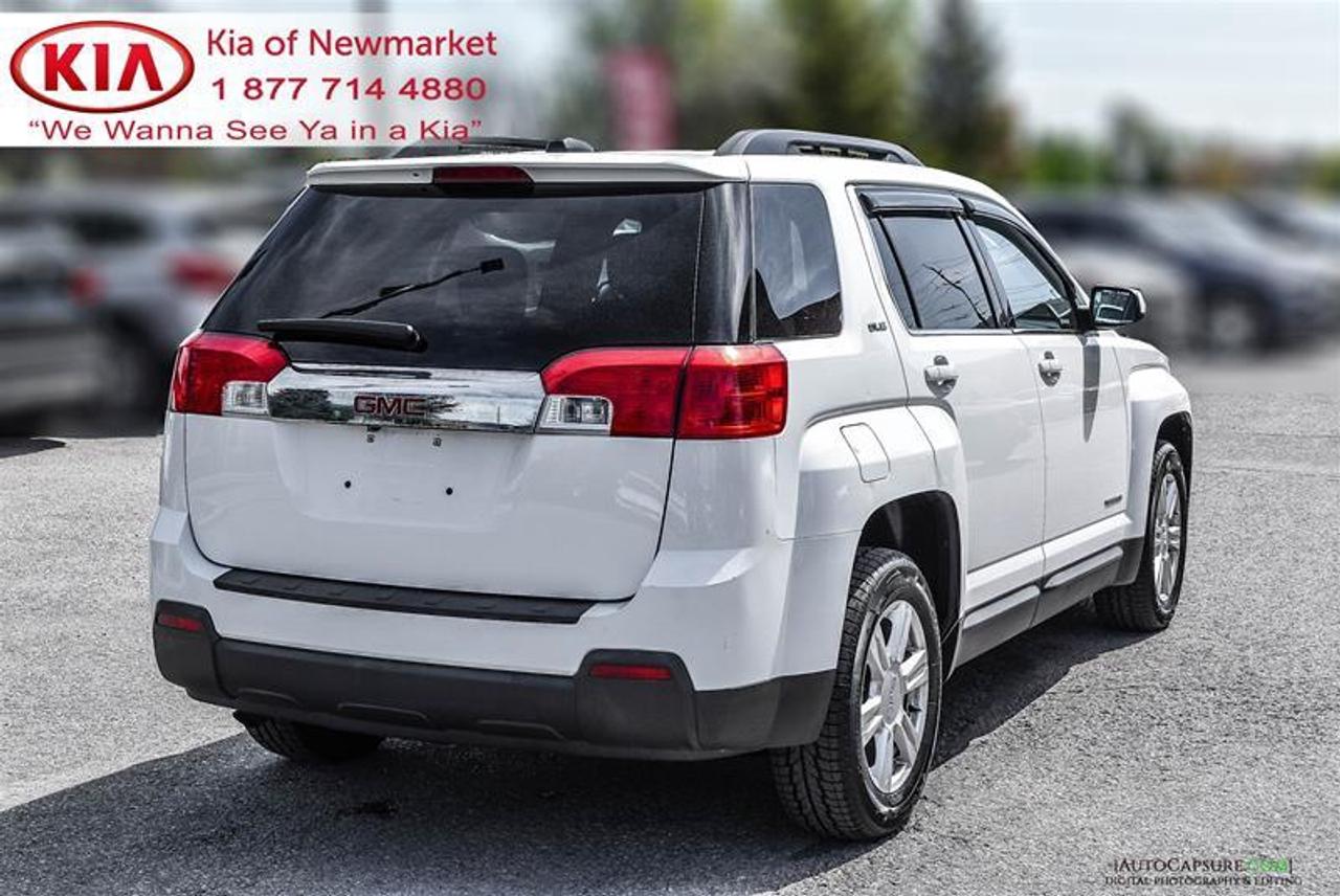 2015 GMC Terrain SLE-2 Front-Wheel Drive Photo4