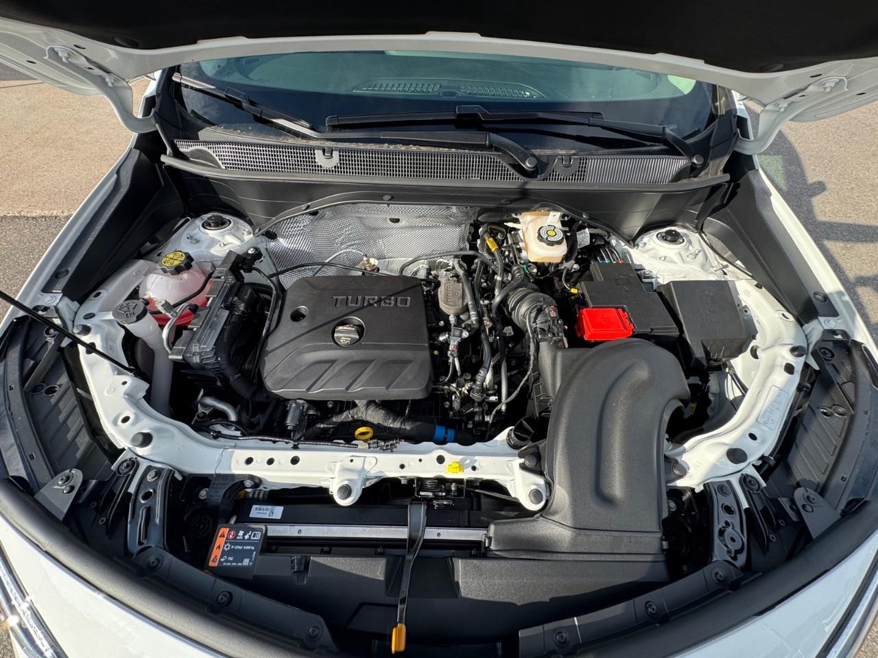 2026 Buick Encore GX Sport Touring AWD Photo