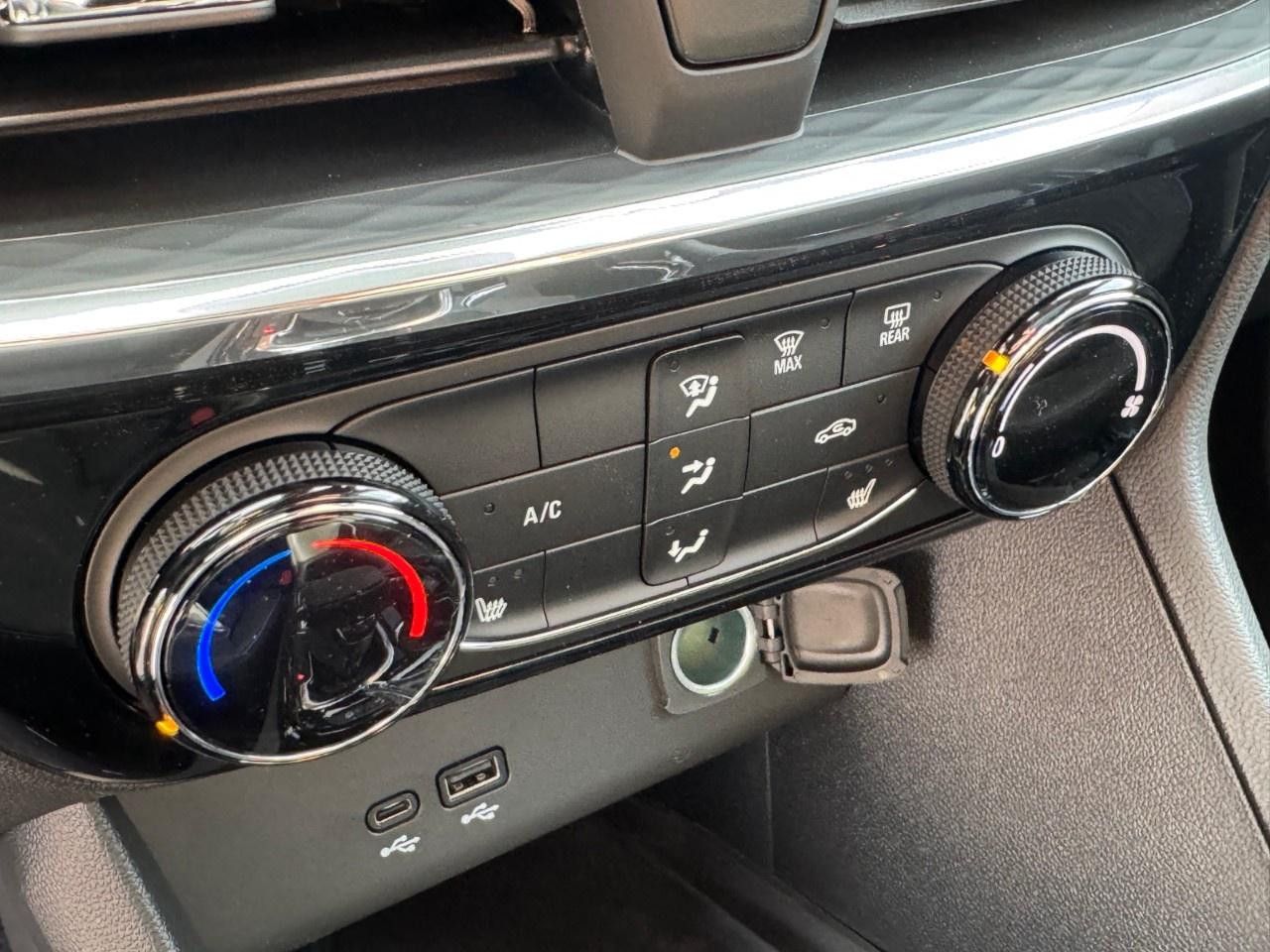 2026 Buick Encore GX Sport Touring AWD Photo