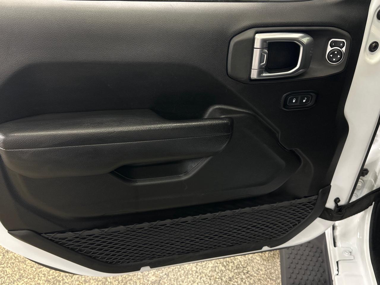 2023 Jeep Wrangler Sport 2dr 4x4 Photo