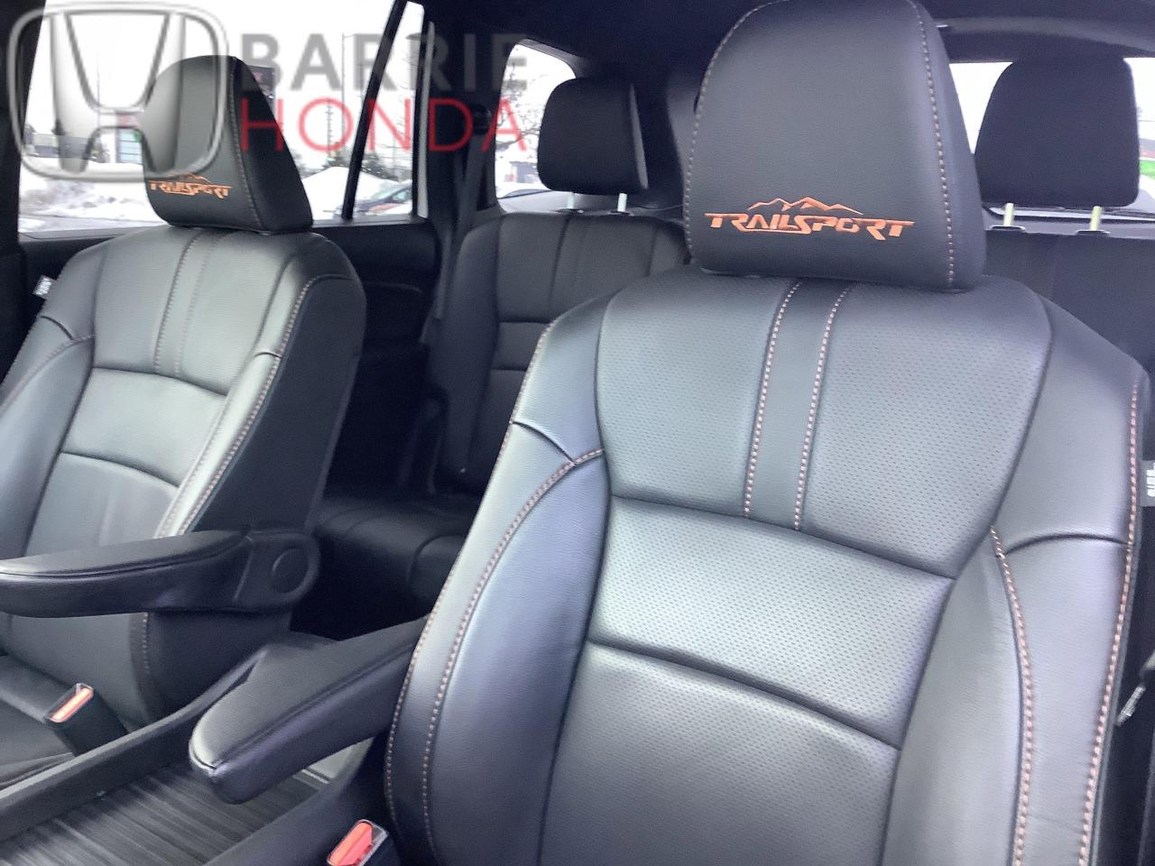 2023 Honda Passport TrailSport 4dr All-Wheel Drive Photo4