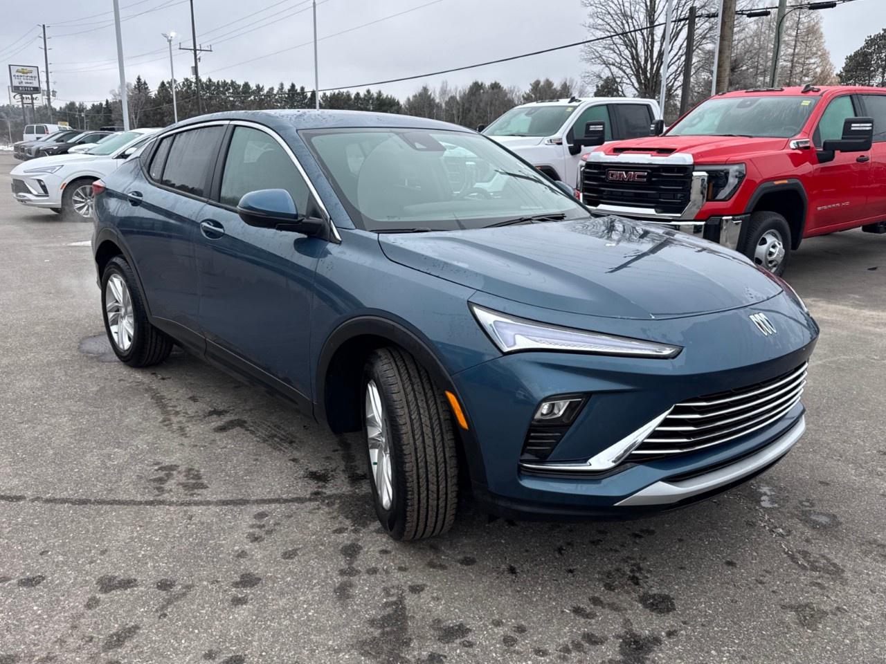 2026 Buick Envista FWD 4dr Preferred Photo2