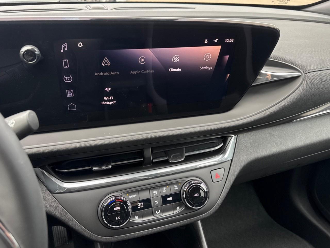 2026 Buick Envista FWD 4dr Preferred Photo