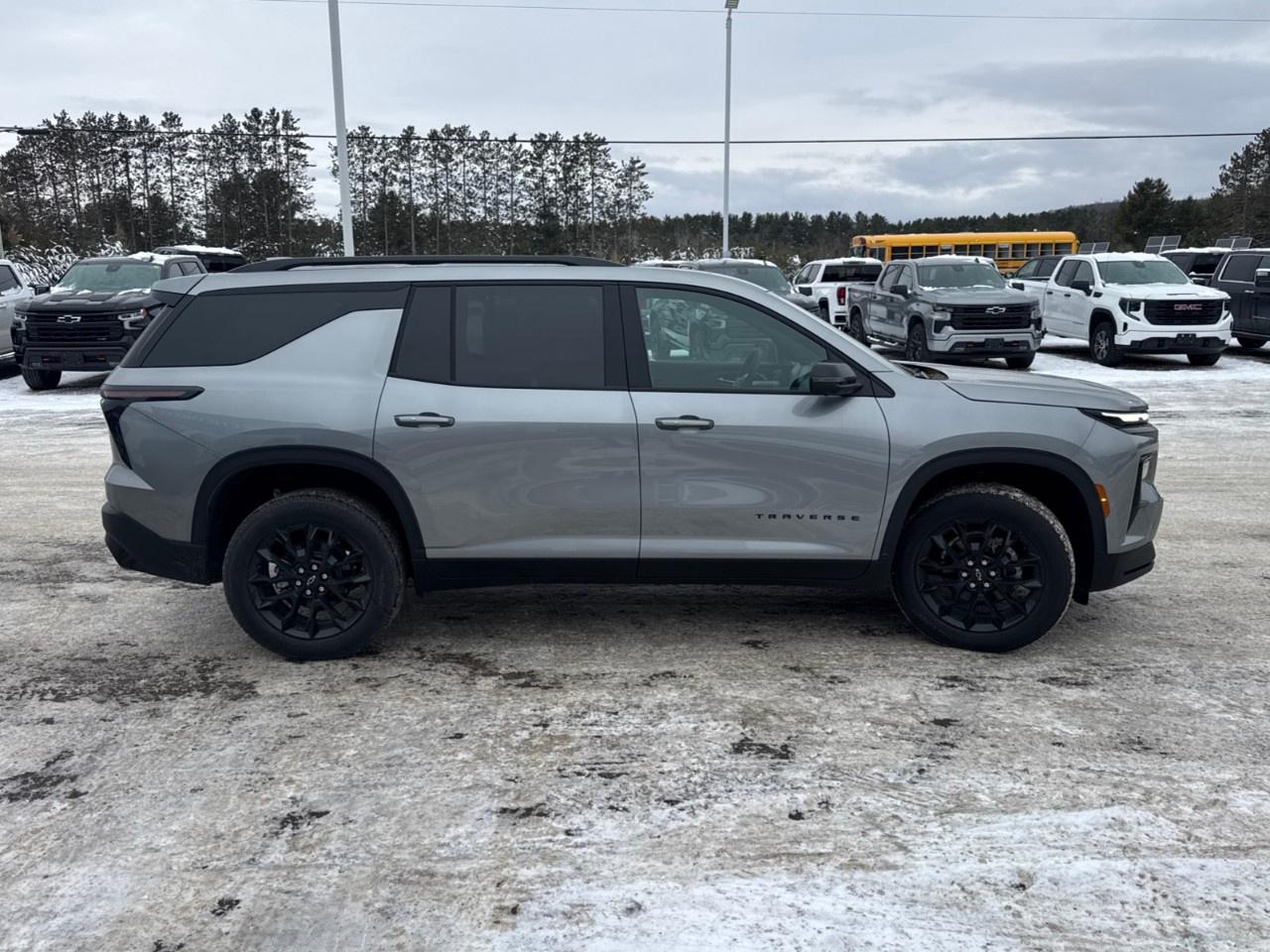2026 Chevrolet Traverse AWD 4dr LT Photo