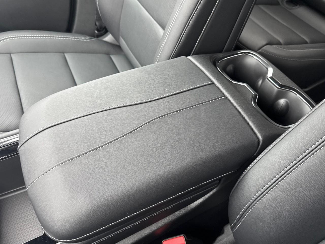 2026 Chevrolet Traverse AWD 4dr LT Photo