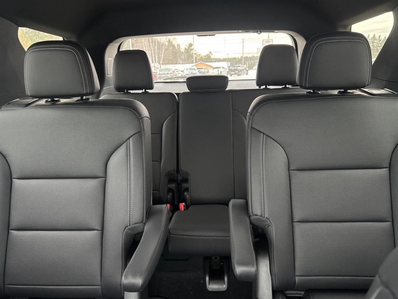 2026 Chevrolet Traverse AWD 4dr LT Photo