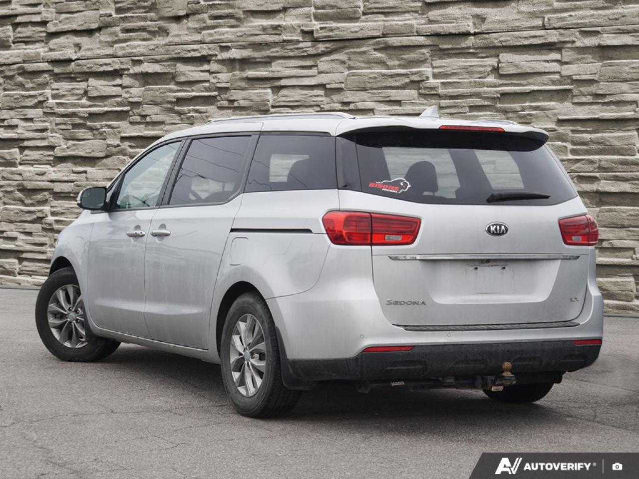 2020 Kia Sedona  Photo3