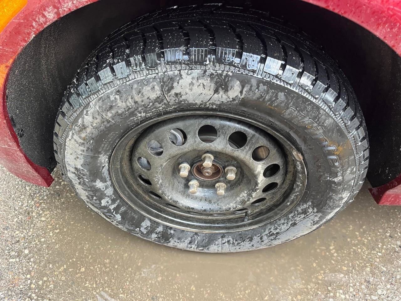 2023 Buick Encore GX AWD 4dr Select Photo