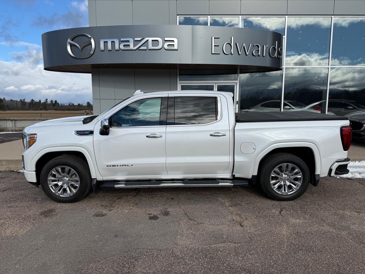 Used 2021 GMC Sierra 1500 Denali 4x4 Crew Cab 5.75 ft. box 147.4 in. WB for sale in Pembroke, ON