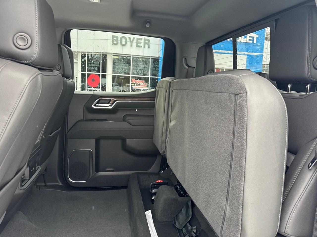 2026 Chevrolet Silverado 1500 Crew Cab Short Box 4-Wheel Drive LT Trail Boss Photo