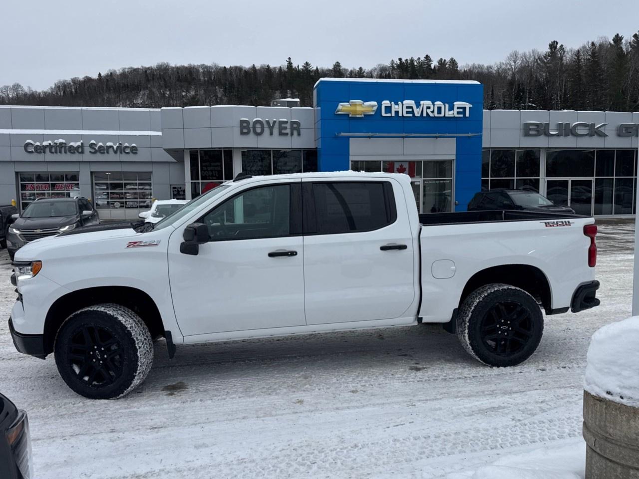 2026 Chevrolet Silverado 1500 Crew Cab Short Box 4-Wheel Drive LT Trail Boss Photo