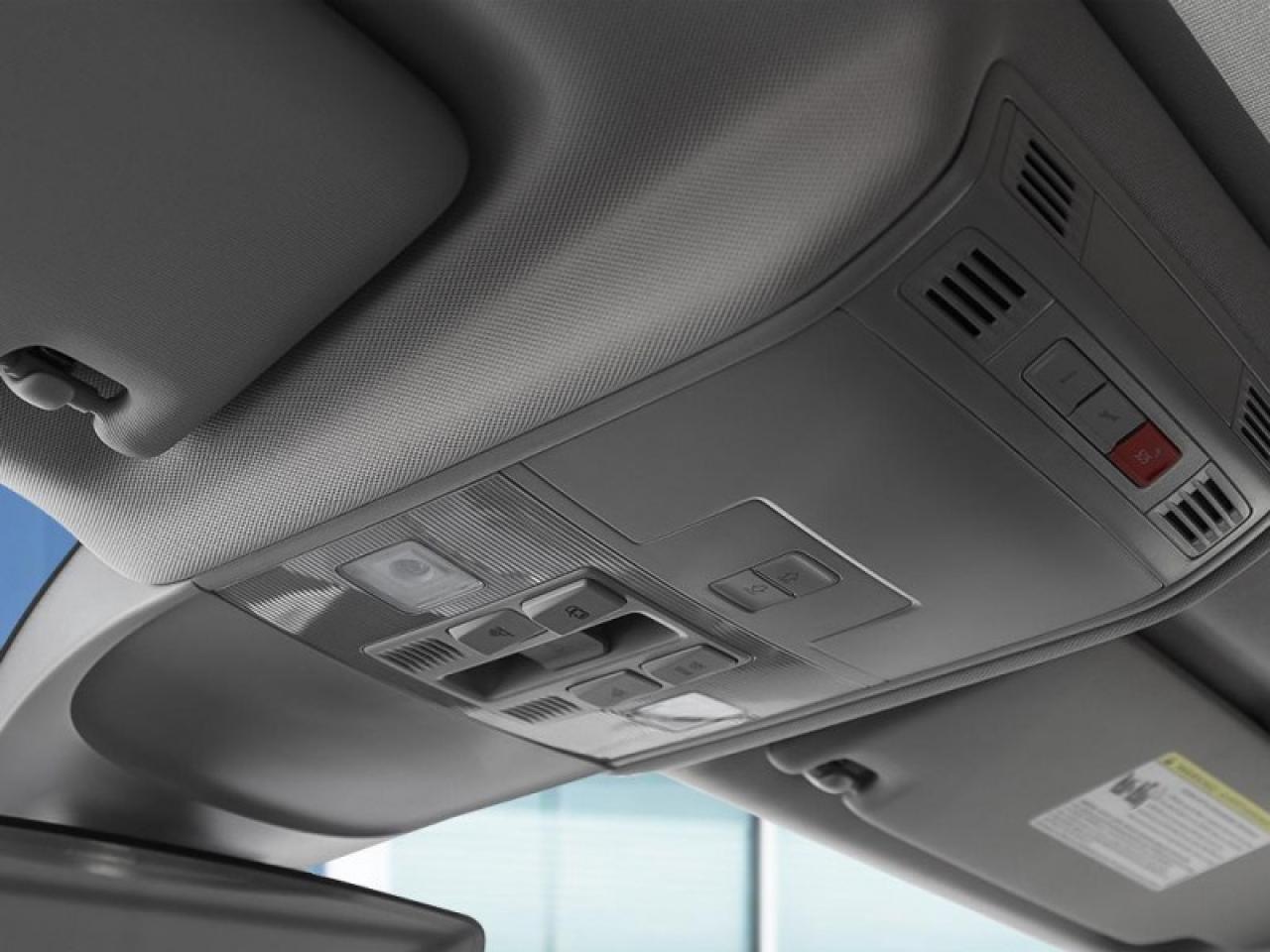 2026 Volkswagen Taos Comfortline Black Edition Photo