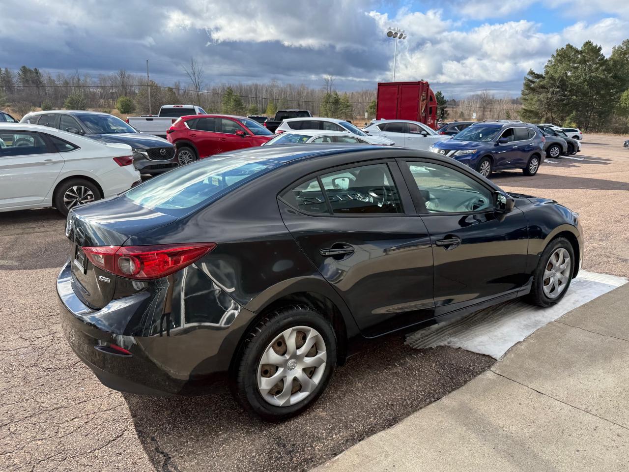 2018 Mazda 3 GX (M6) 4dr Sedan Photo