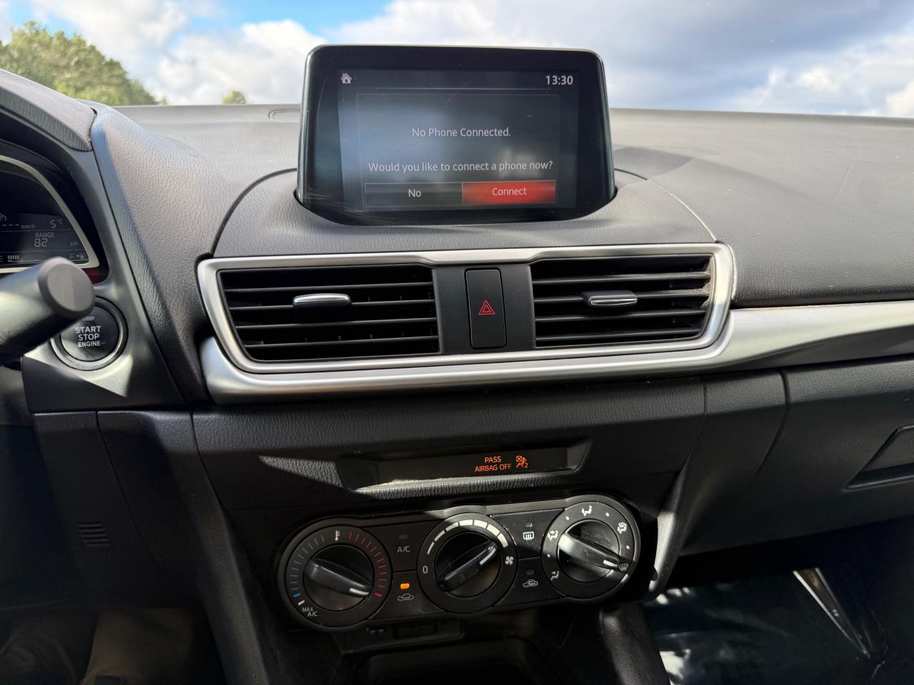 2018 Mazda 3 GX (M6) 4dr Sedan Photo