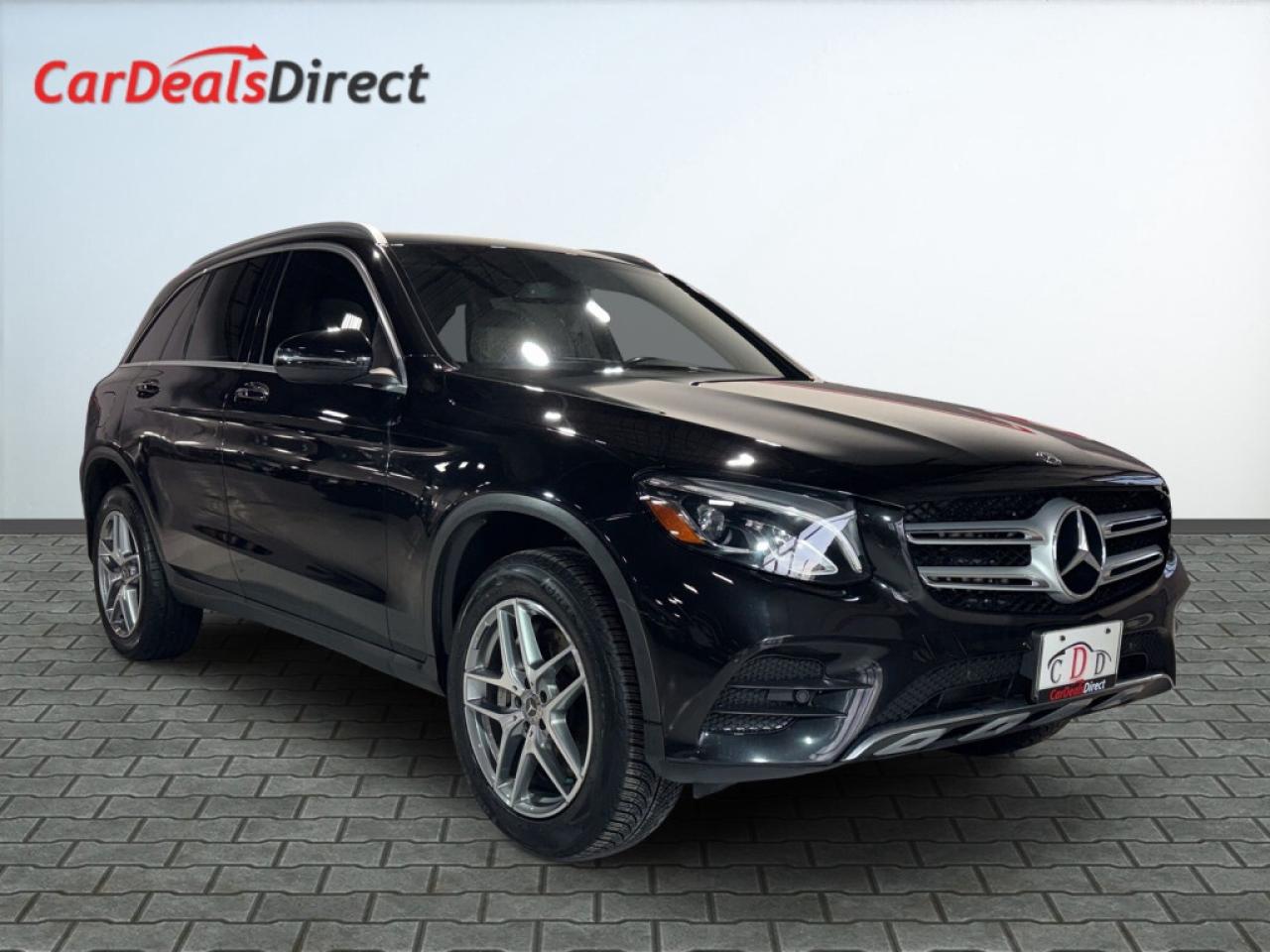 2018 Mercedes-Benz GLC-Class GLC 300 AMG Pkg 4MATIC /NAVI/Sunroof/Leather/back Photo0