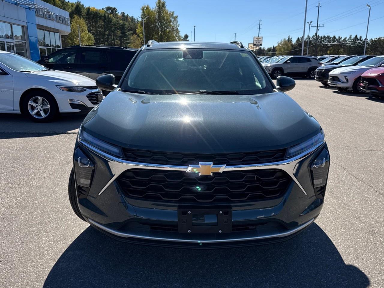 2025 Chevrolet Trax Fwd 4dr Lt Photo