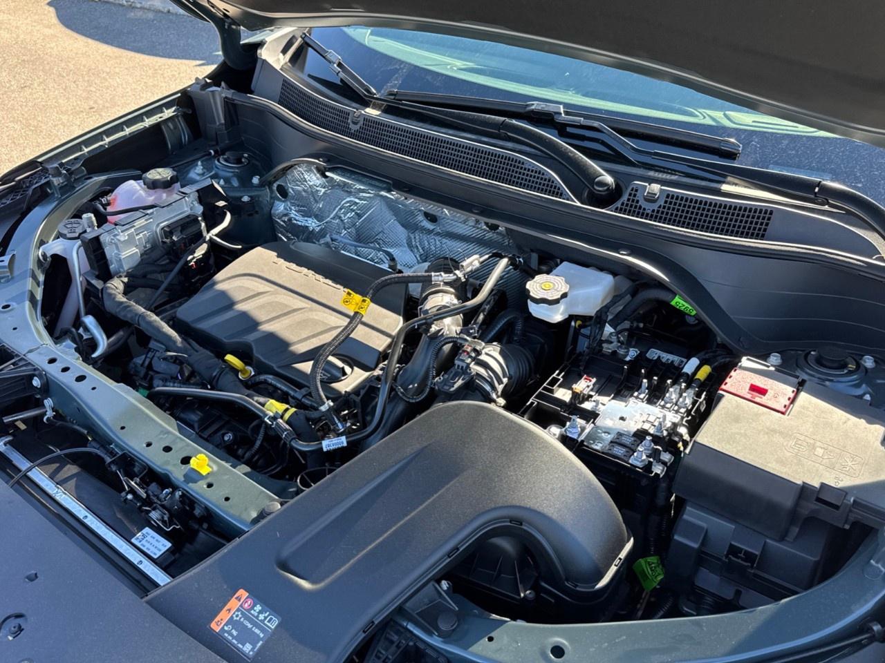 2025 Chevrolet Trax Fwd 4dr Lt Photo