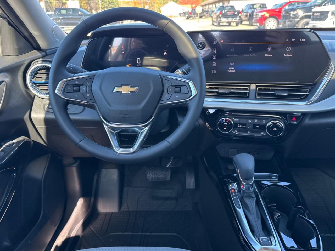 2025 Chevrolet Trax Fwd 4dr Lt Photo