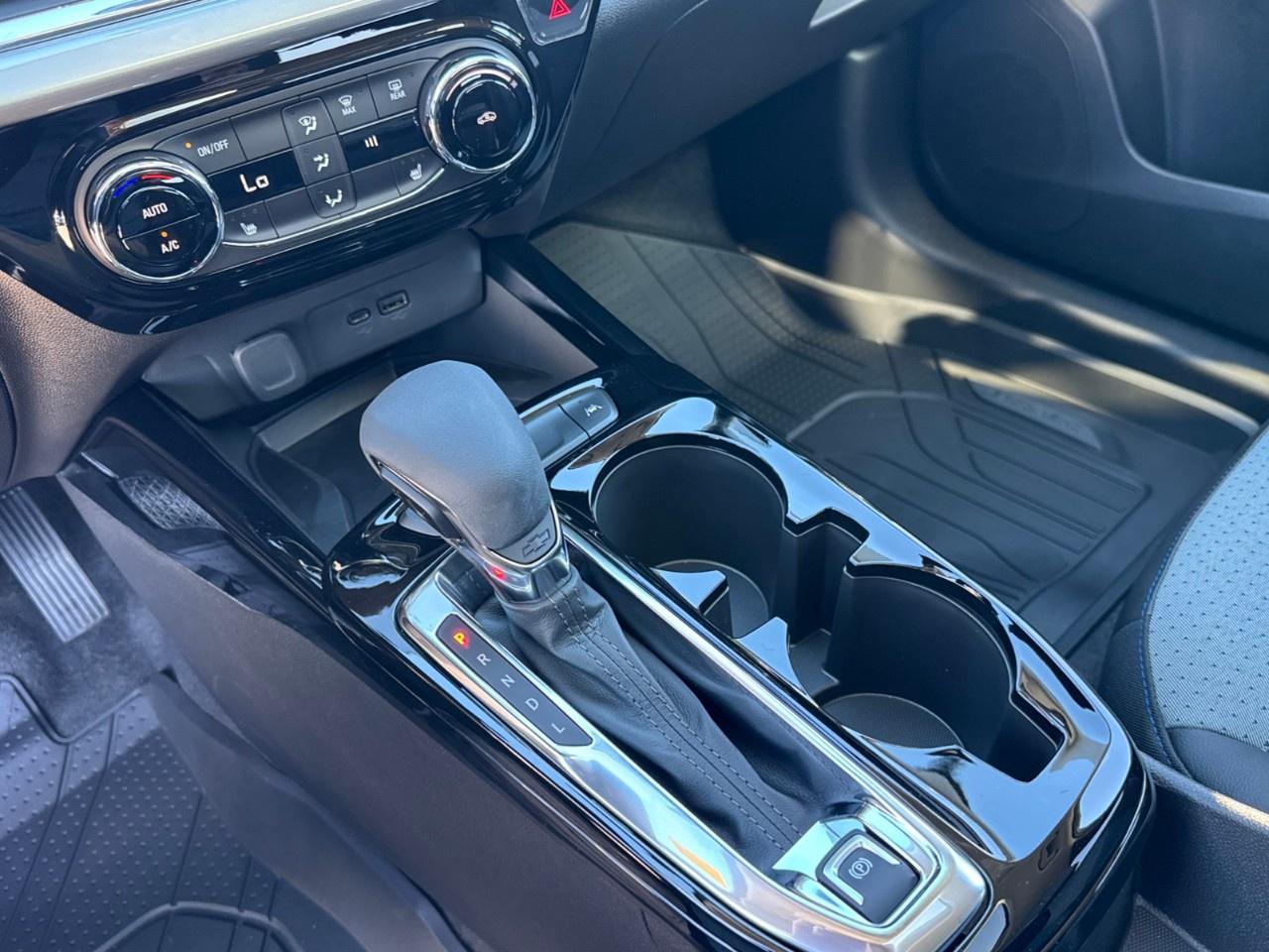 2025 Chevrolet Trax Fwd 4dr Lt Photo