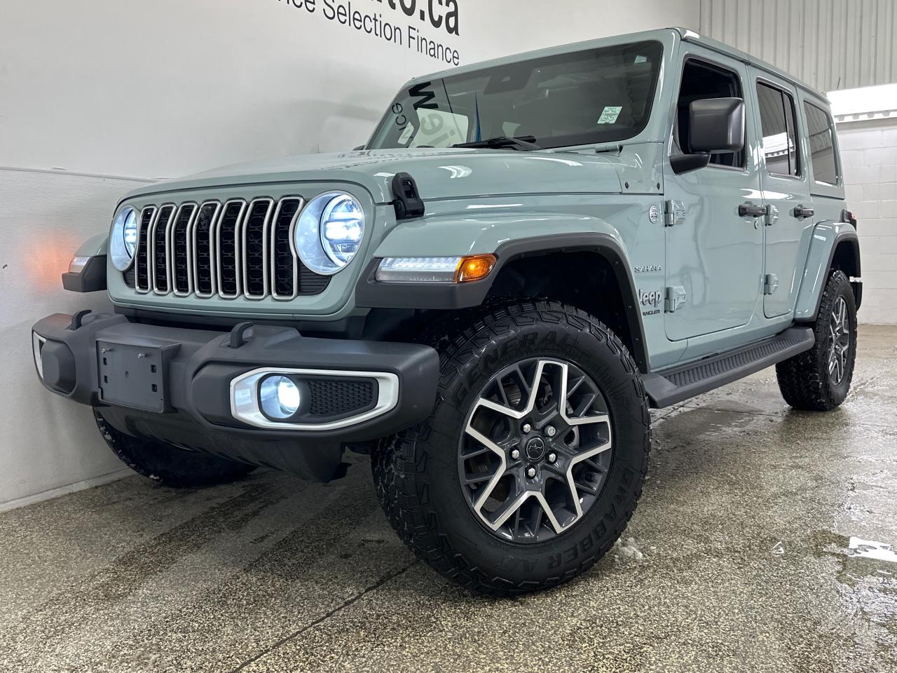 2024 Jeep Wrangler SAHARA 4DR 4X4 Photo
