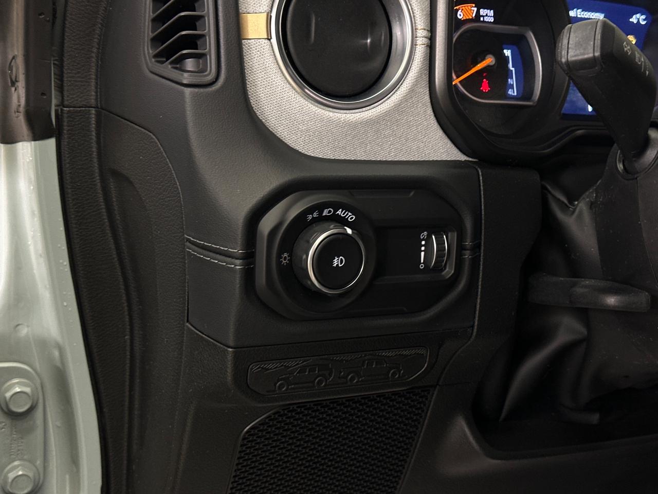 2024 Jeep Wrangler SAHARA 4DR 4X4 Photo