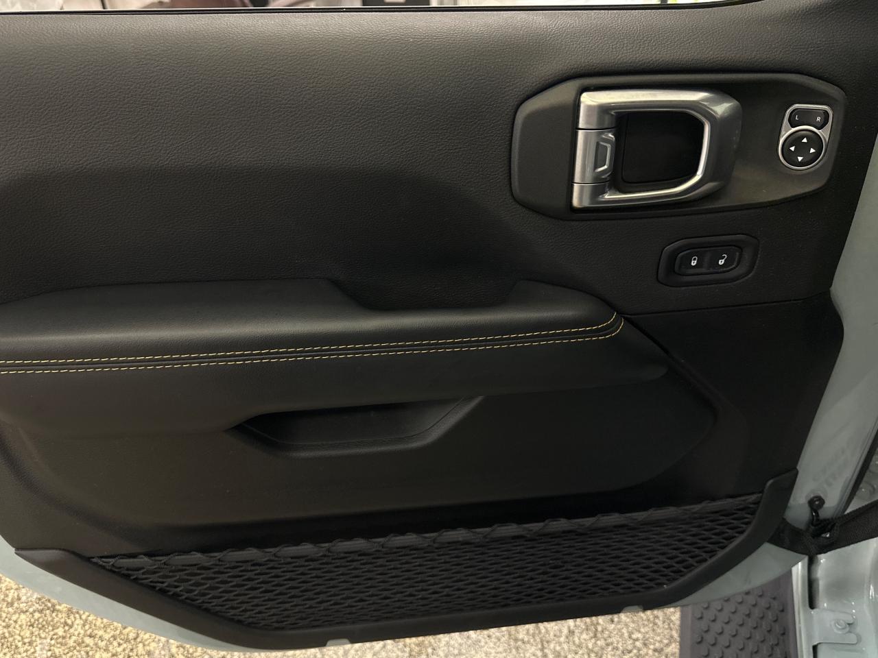 2024 Jeep Wrangler SAHARA 4DR 4X4 Photo