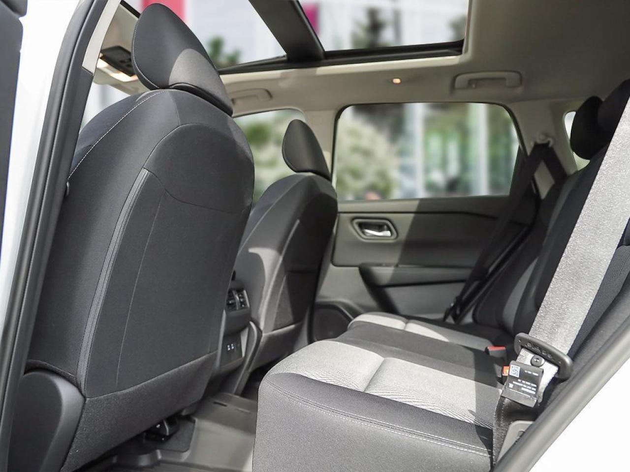 2026 Nissan Rogue SV Moonroof 4dr All-Wheel Drive Sport Utility Photo