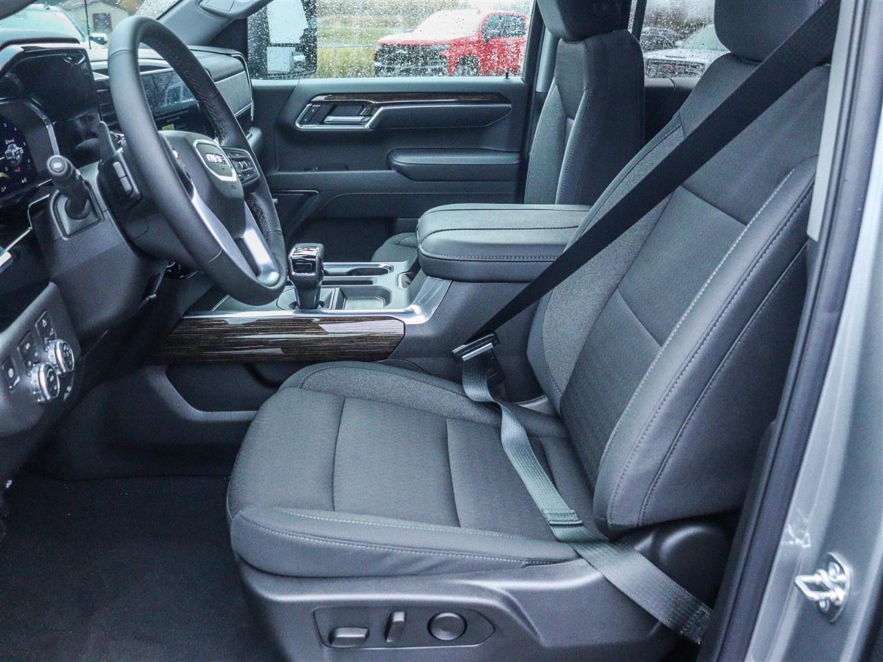 2026 GMC Sierra 1500 Crew Cab Standard Box 4-Wheel Drive Elevation Photo