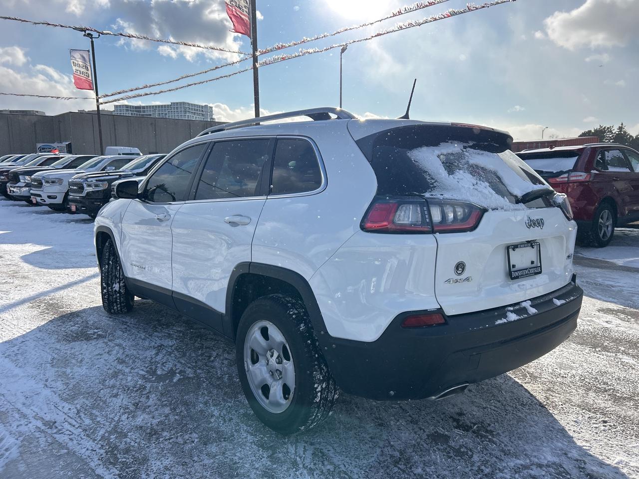 2019 Jeep Cherokee North 4x4 w/Cold Weather, 8.4 Screen, NAV Photo