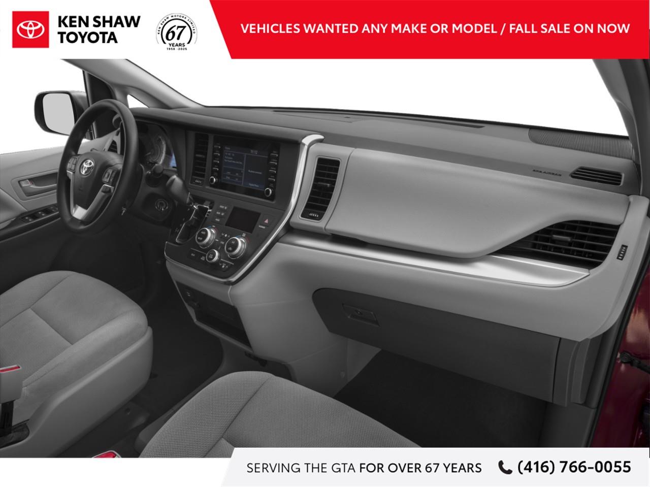 2018 Toyota Sienna XLE 7-Passenger 4dr All-Wheel Drive Passenger Van Photo