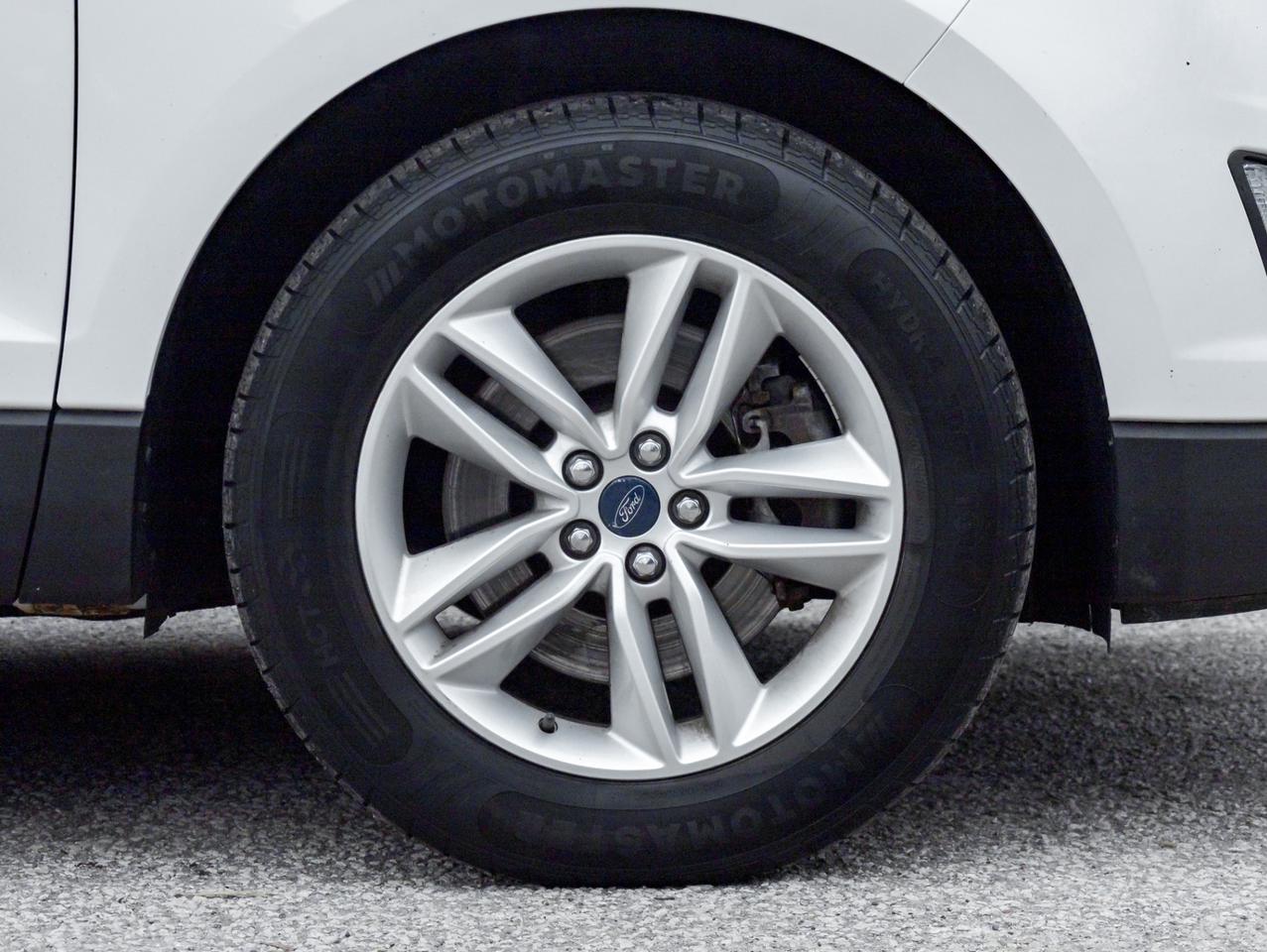 2017 Ford Edge SEL AWD Photo3