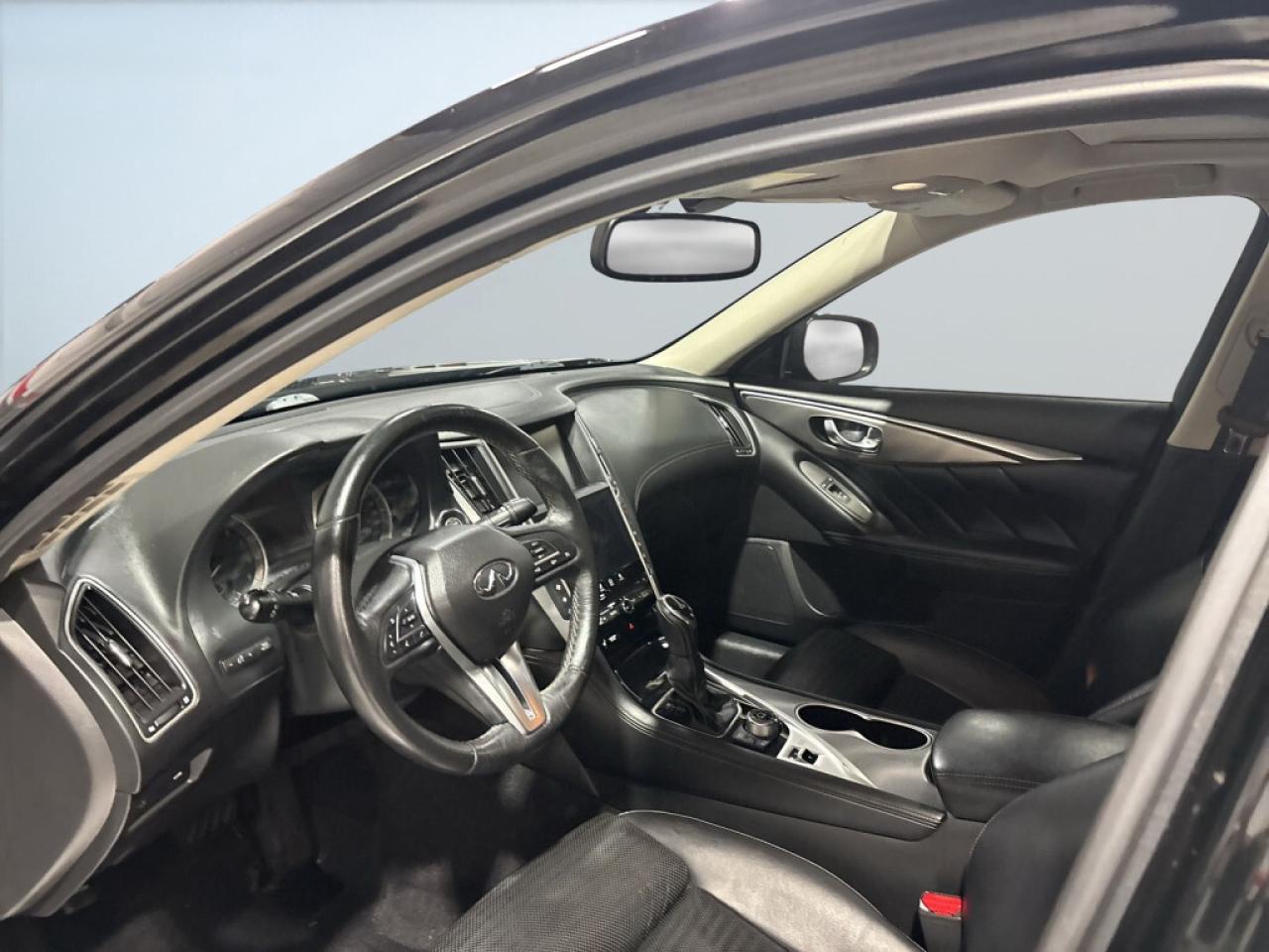 2018 Infiniti Q50 Sport AWD/Clean Carfax/ NAVI/Leather/Sunroof/Back Photo