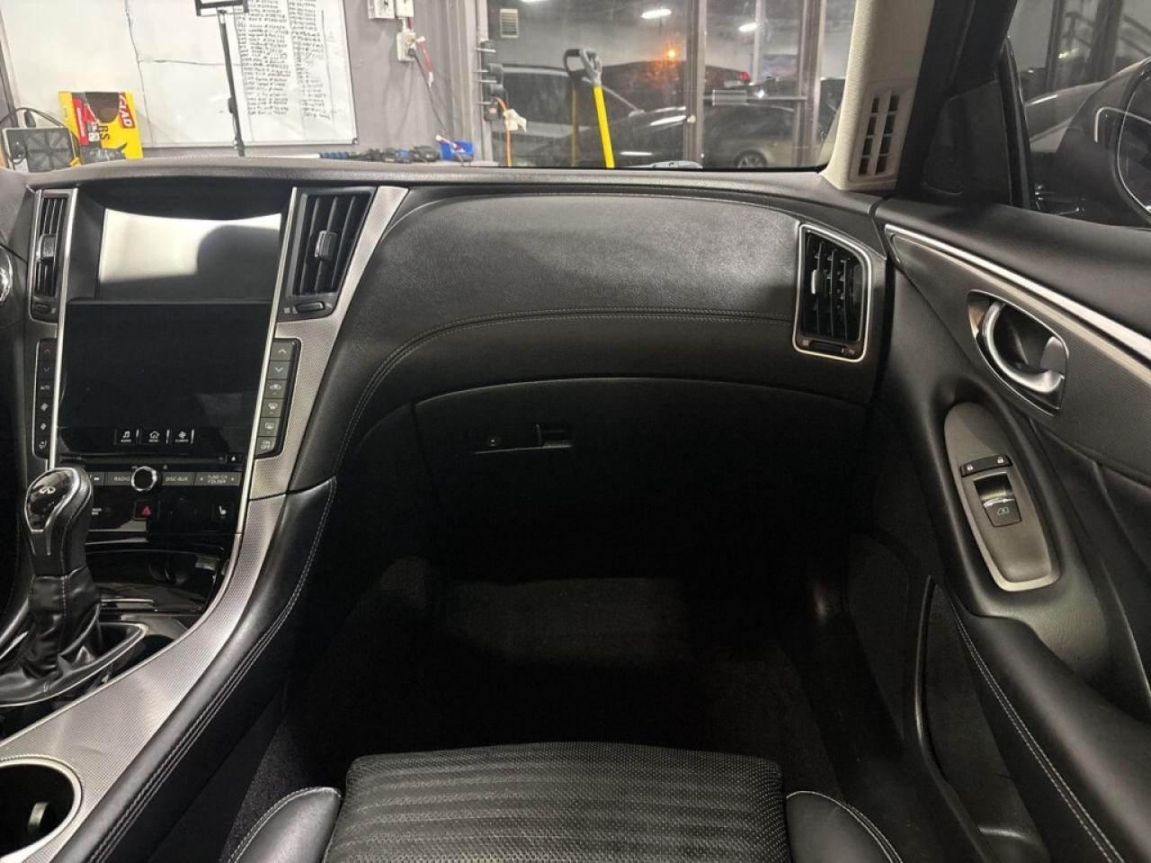 2018 Infiniti Q50 Sport AWD/Clean Carfax/ NAVI/Leather/Sunroof/Back Photo