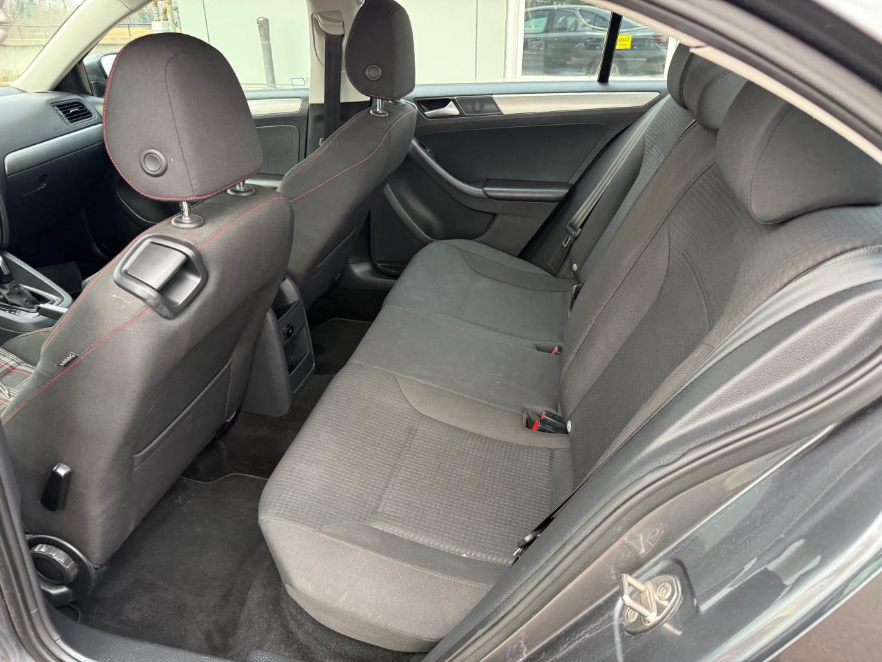 2016 Volkswagen Jetta 1.4 TSI Trendline (A6) 4dr Sedan Photo