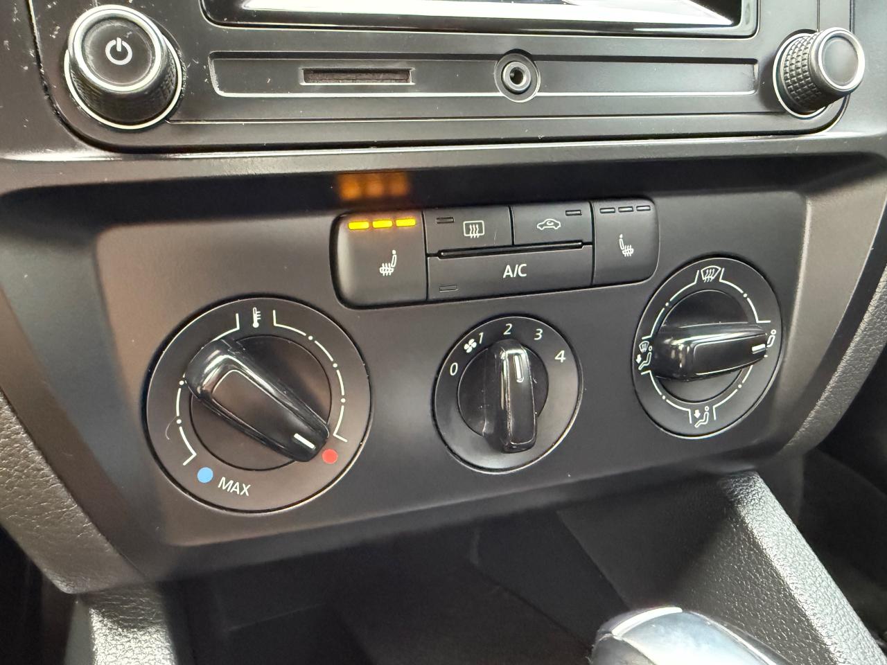 2016 Volkswagen Jetta 1.4 TSI Trendline (A6) 4dr Sedan Photo