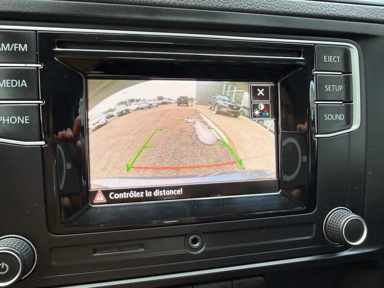 2016 Volkswagen Jetta 1.4 TSI Trendline (A6) 4dr Sedan Photo