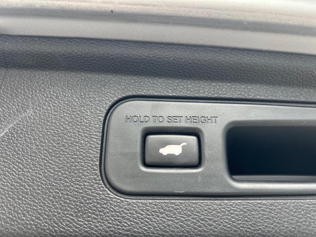 2022 Honda Odyssey EX-L RES Passenger Van Photo