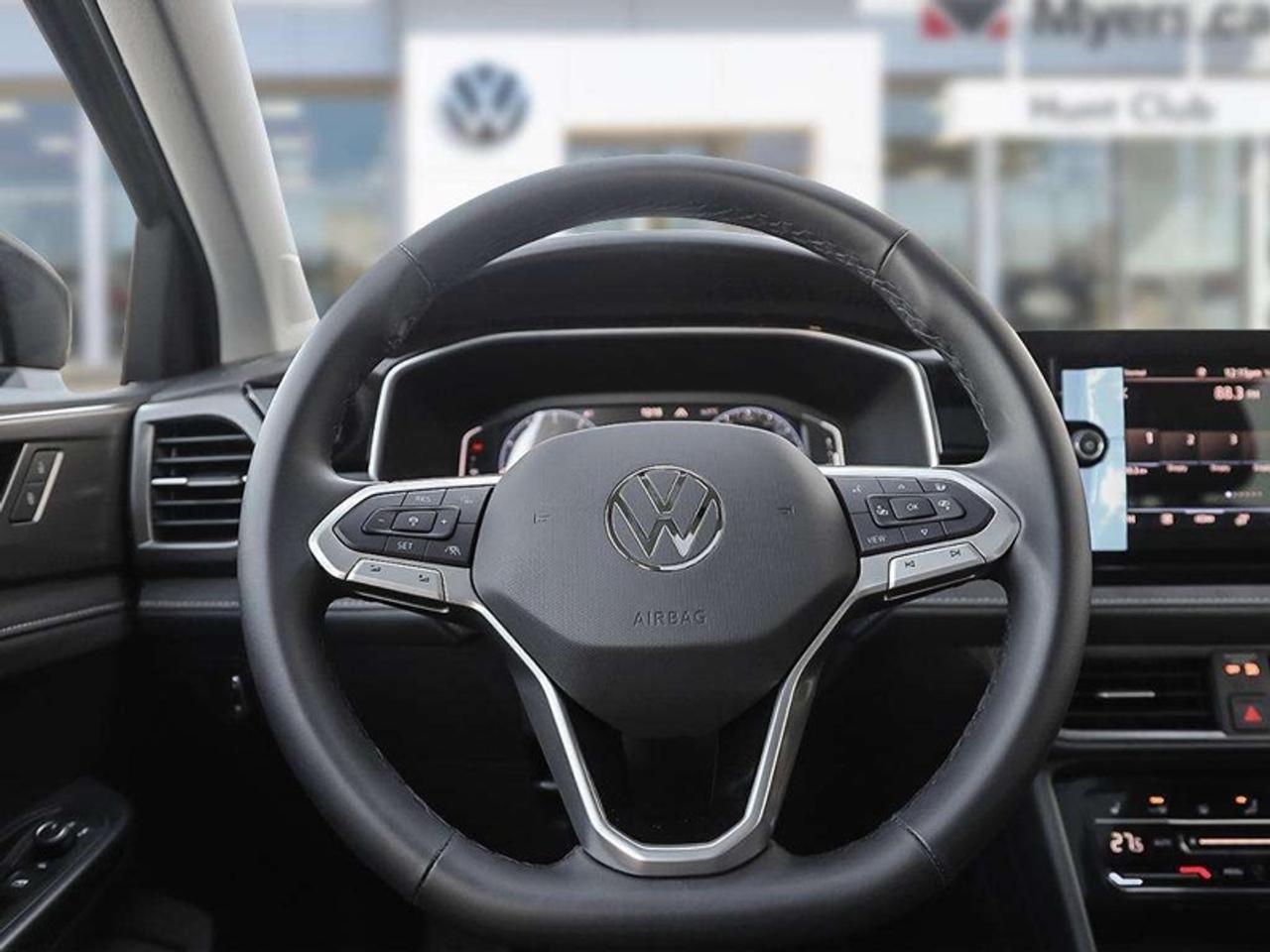 2026 Volkswagen Taos Comfortline Black Edition Photo