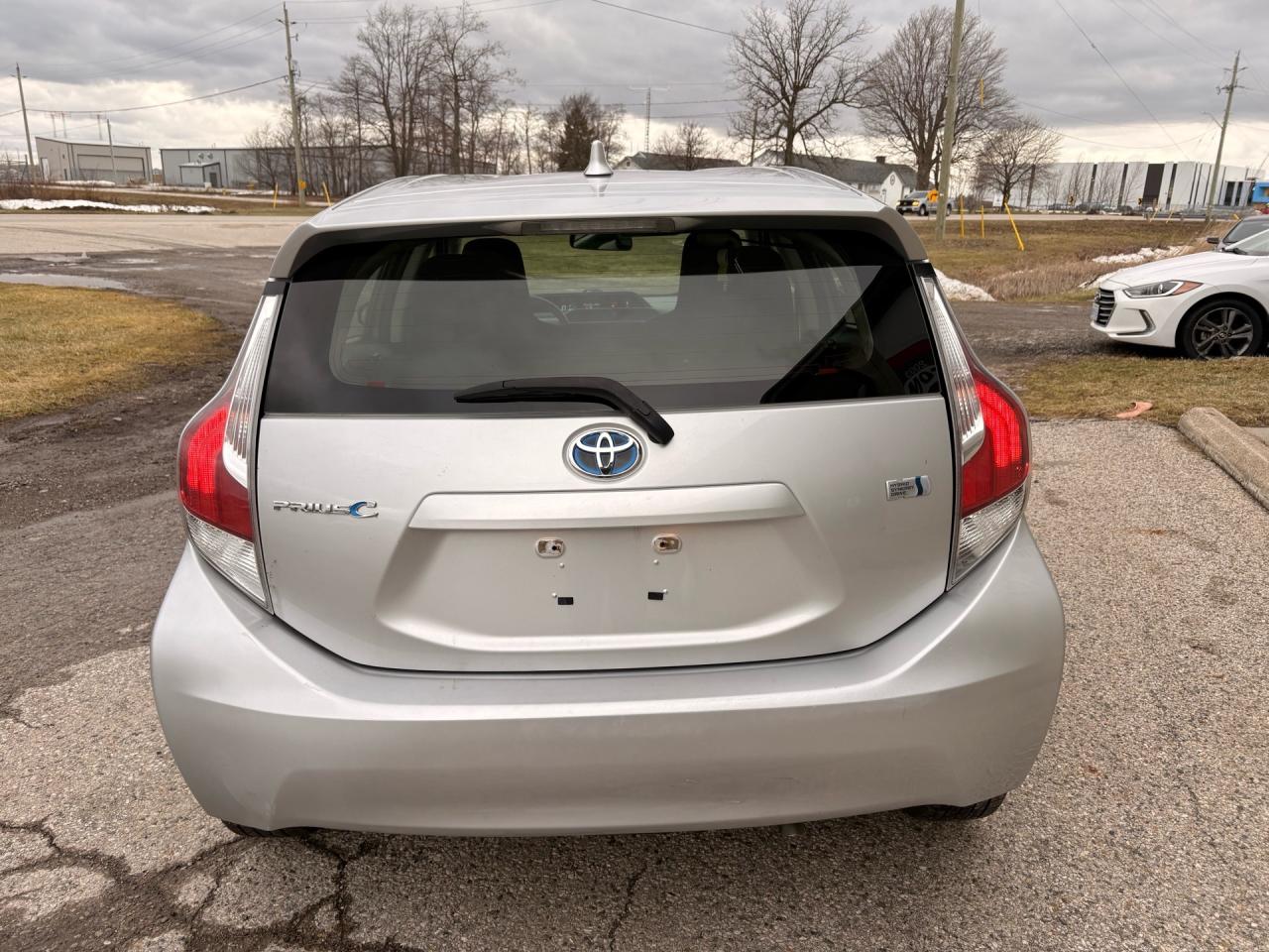 2016 Toyota Prius c 5dr HB Technology Photo