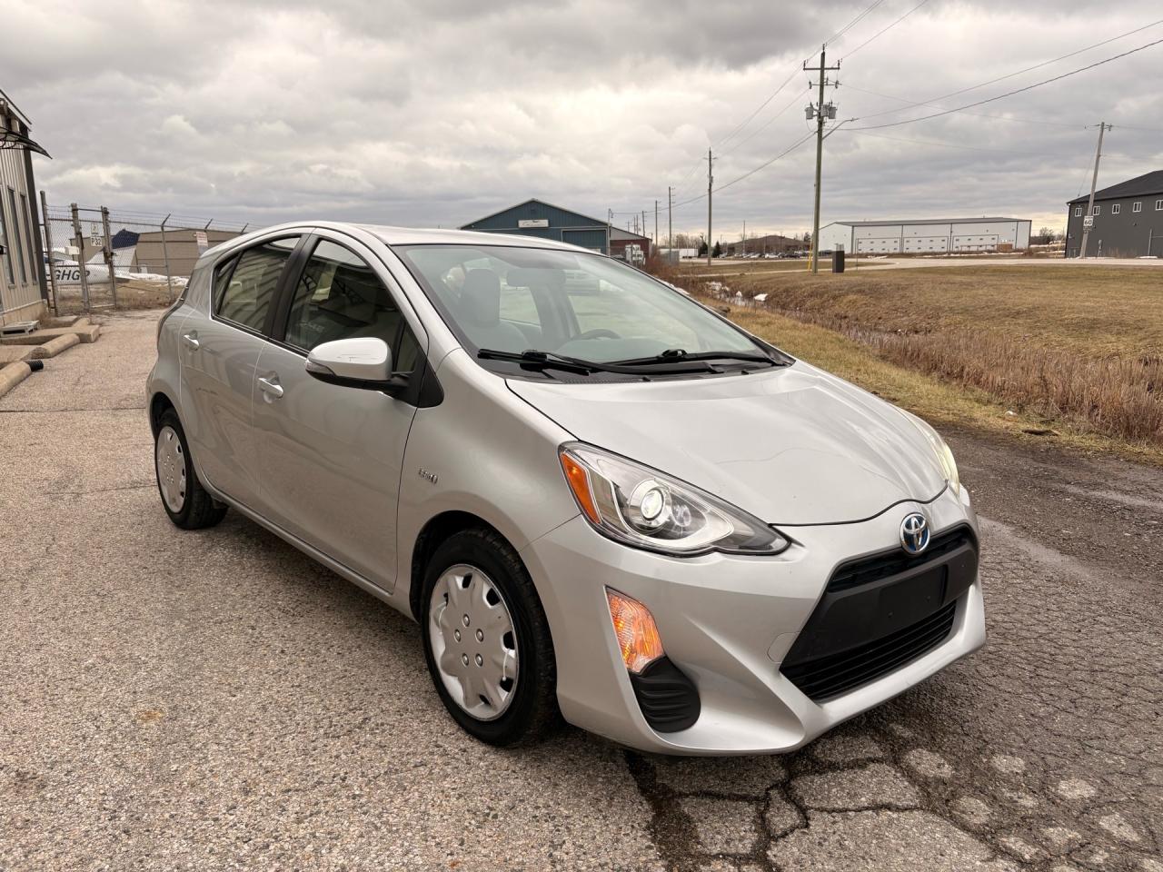 2016 Toyota Prius c 5dr HB Technology Photo