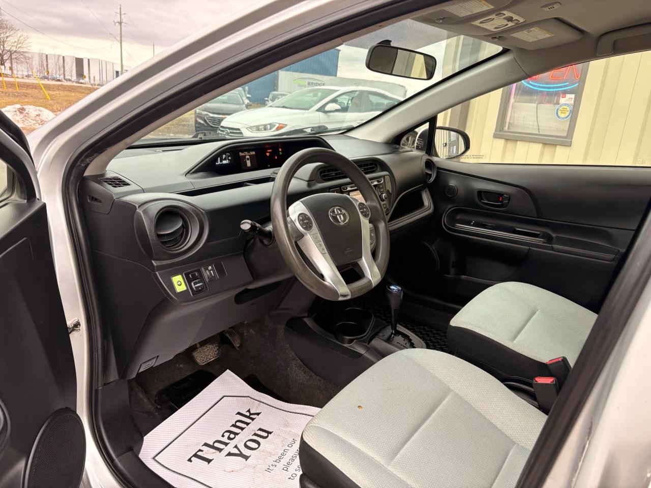 2016 Toyota Prius c 5dr HB Technology Photo