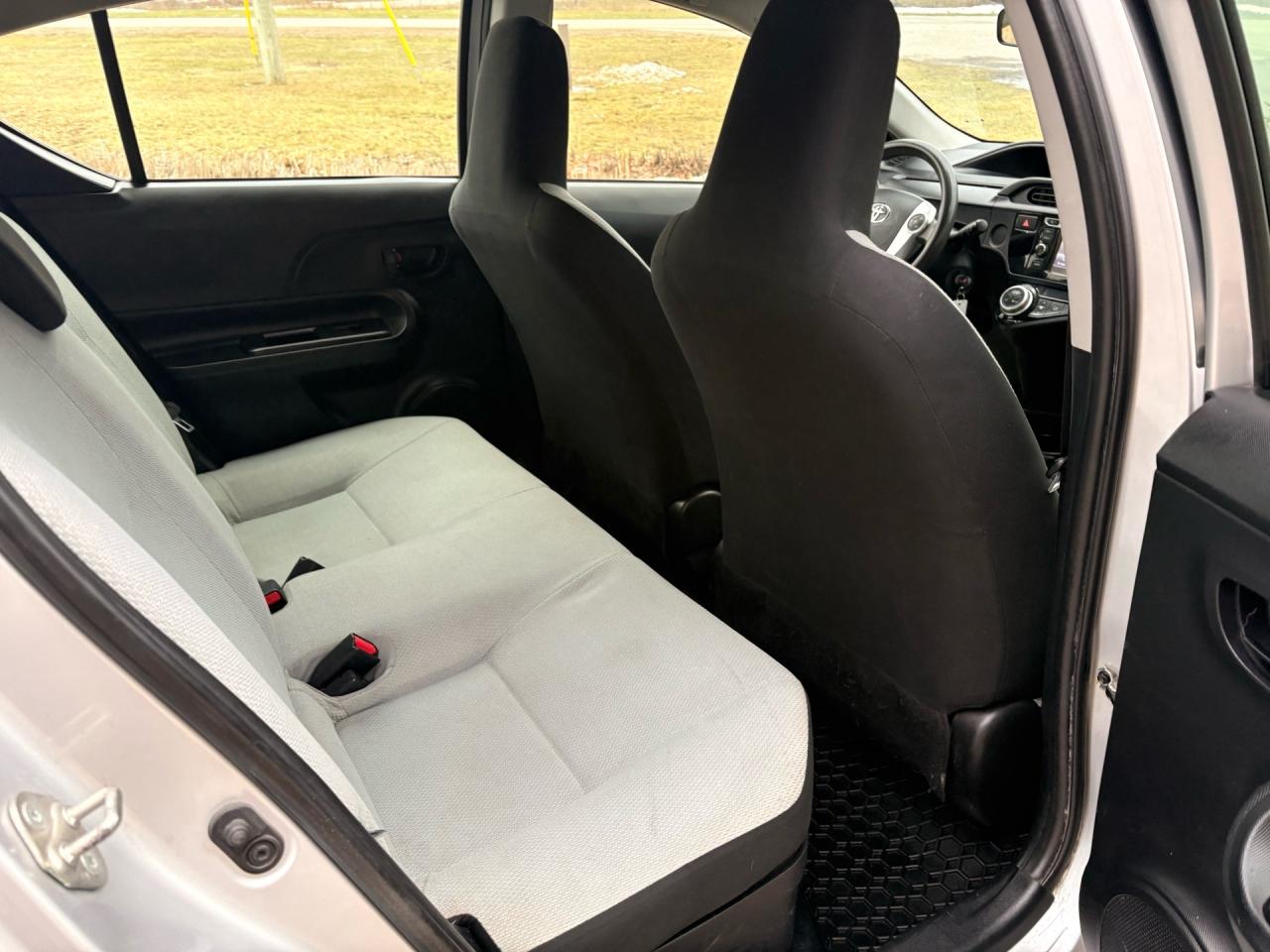 2016 Toyota Prius c 5dr HB Technology Photo