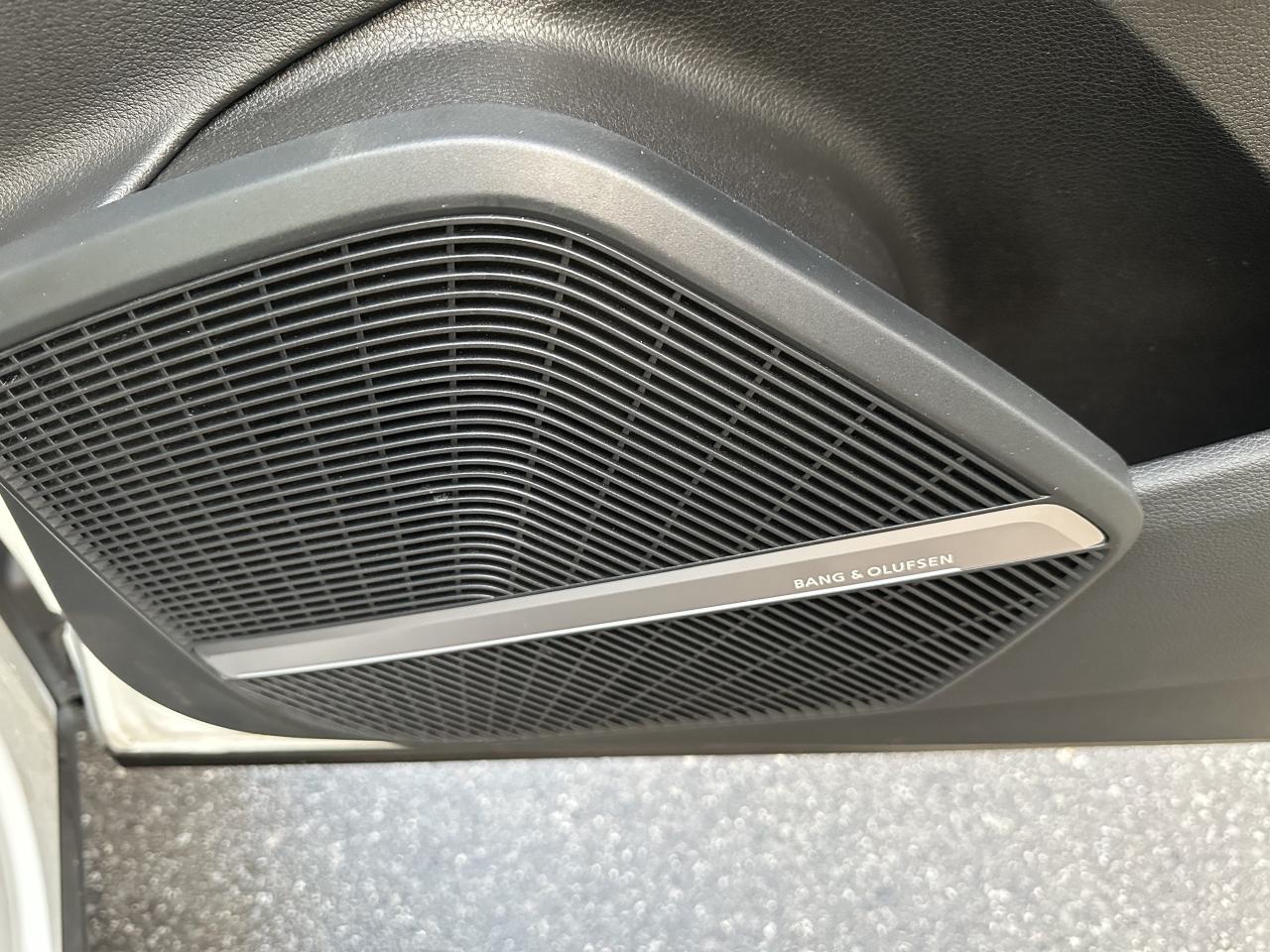 2019 Audi SQ5 TECHNIK HUD BAND & OLFUSEN SOUND NO ACCIDENTS Photo