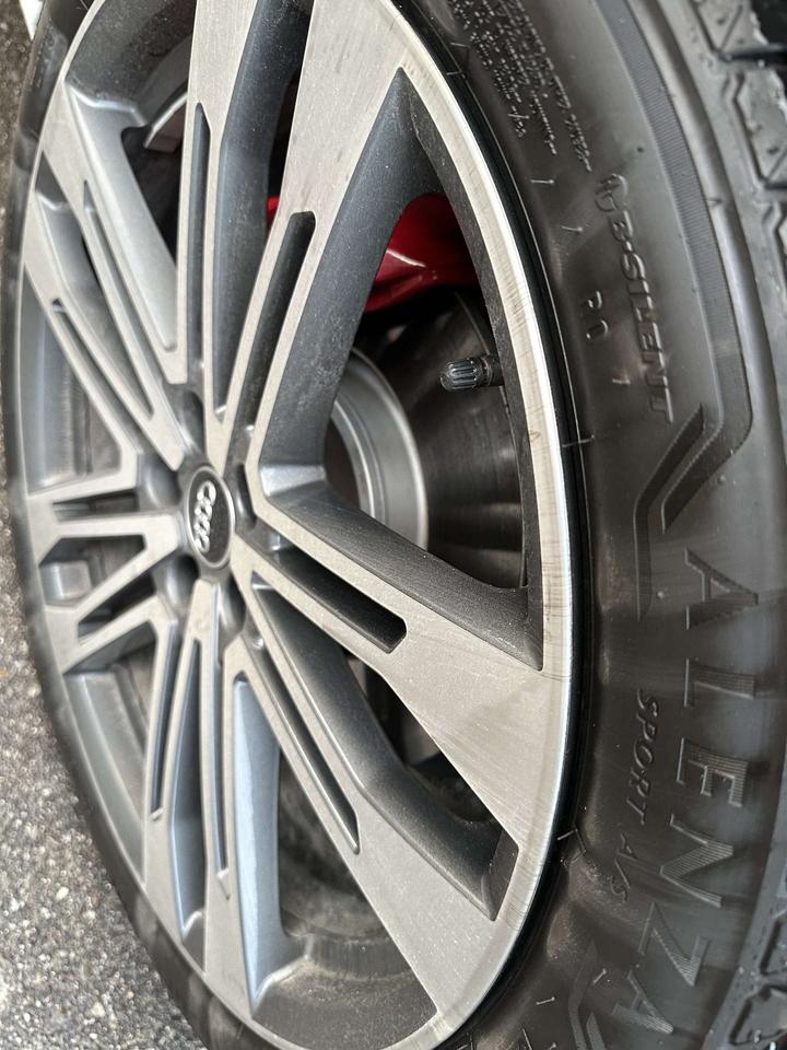 2019 Audi SQ5 SOLD SOLD SOLD SOLD Photo