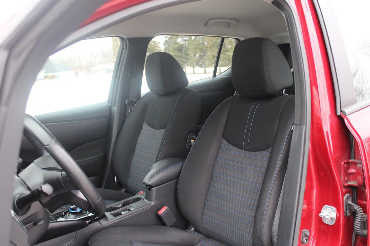 2023 Nissan Leaf SV Plus 60 kWh, Clean CarFax Photo