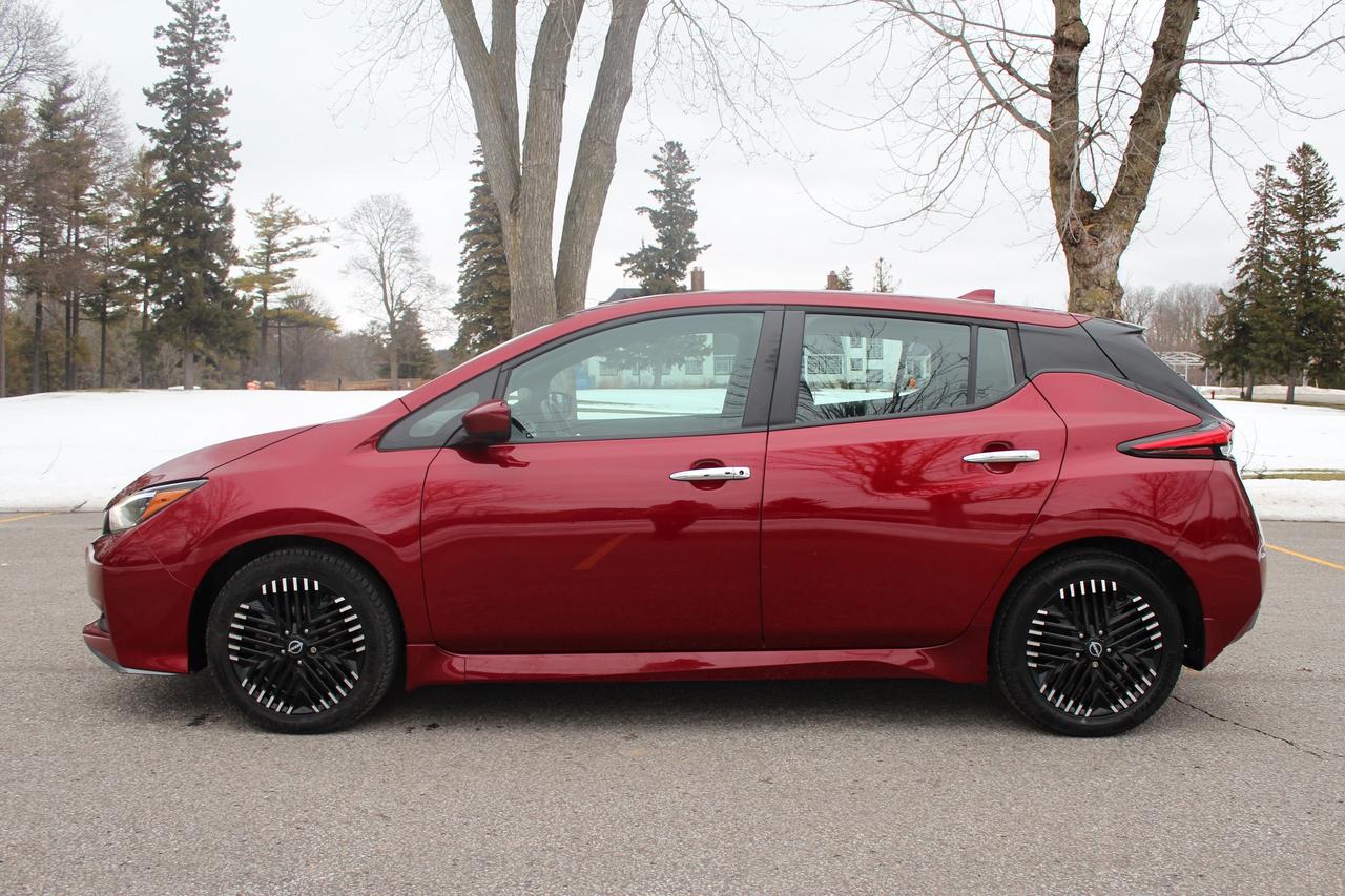 2023 Nissan Leaf SV Plus 60 kWh, Clean CarFax Photo